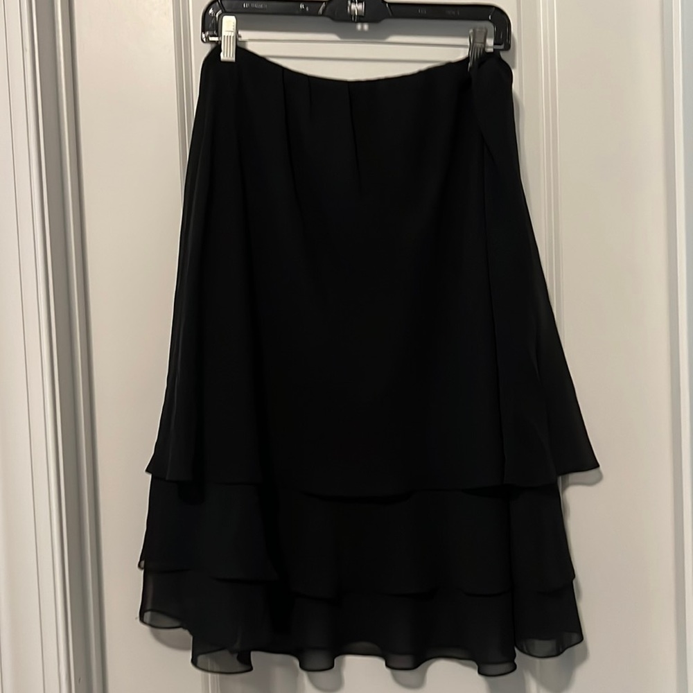 Tiered short evening skirt